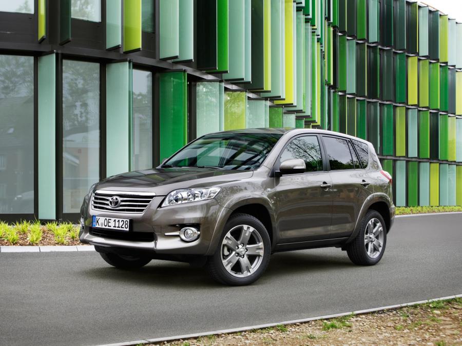  Toyota RAV4 2010 года  (фото 10 из 31)